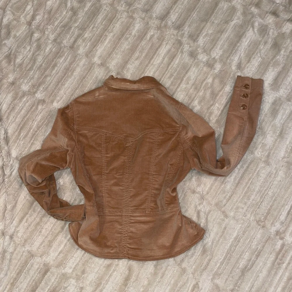 Vintage Y2K Women's Brown Corduroy Jacket - Picture 6 of 16